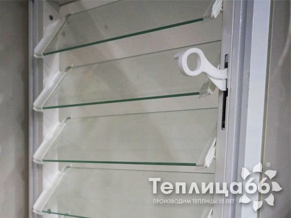 Форточка жалюзийная для теплиц botanik на 4 стекла, 100 мм